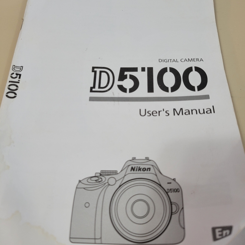 Nikon DS5100 Camera and Accessories